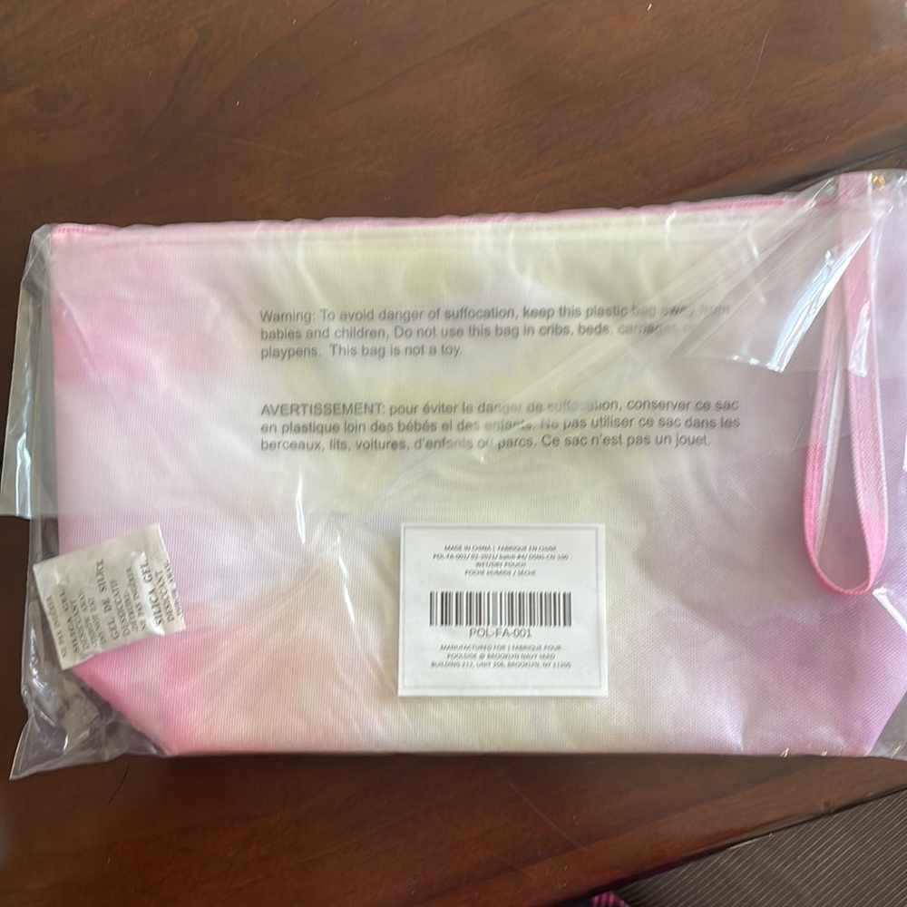 Fab Fit Fun Poolside Bag - Picture 3 of 7